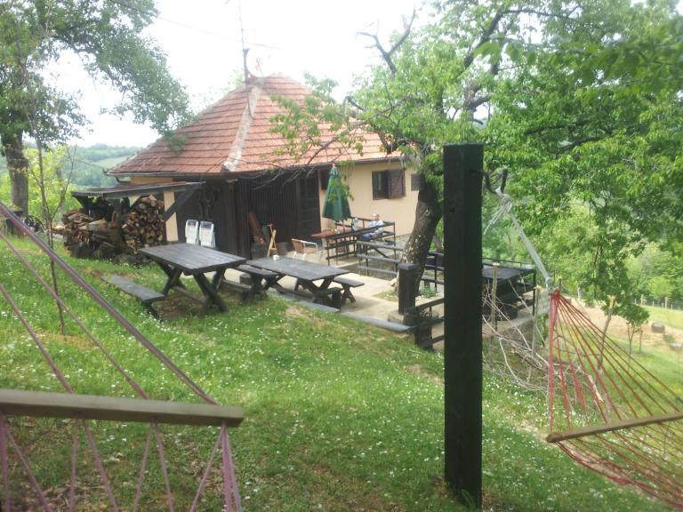 Holiday Home Vila Kikovi - B&B Dragolj