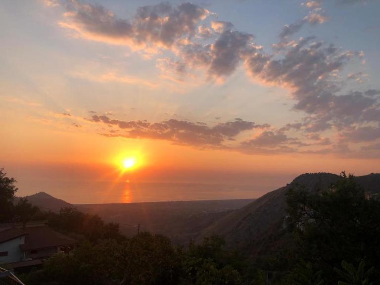Villa vista mare - B&B Maierà