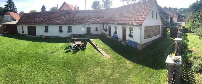 Ubytování Újezdec u Prachatic - Bed and Breakfast Konopiště