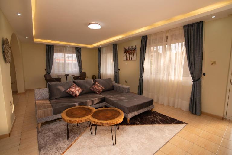 Olori Rentals - Bed and Breakfast Kampala