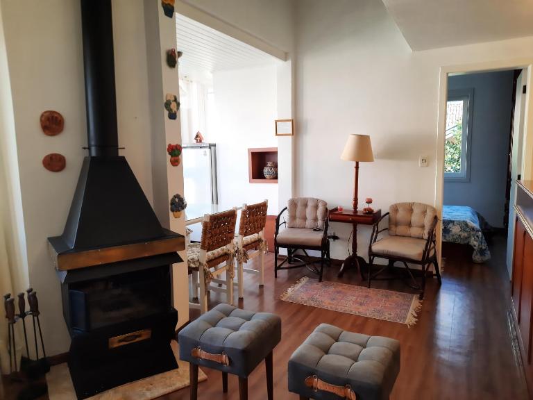 Excelente Duplex em Gramado - com lareira em condomínio privativo - B&B Gramado