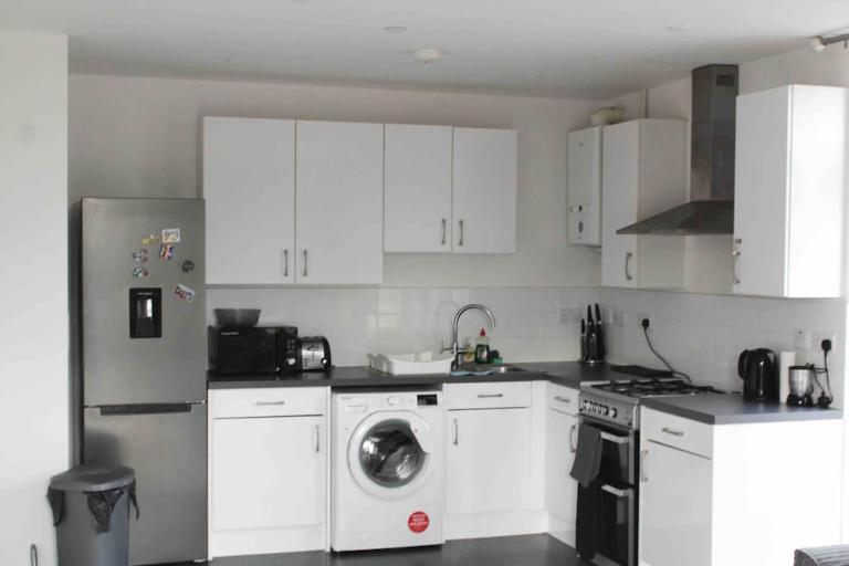 Lovely one bedroom apartment with balcony - B&B Forstal