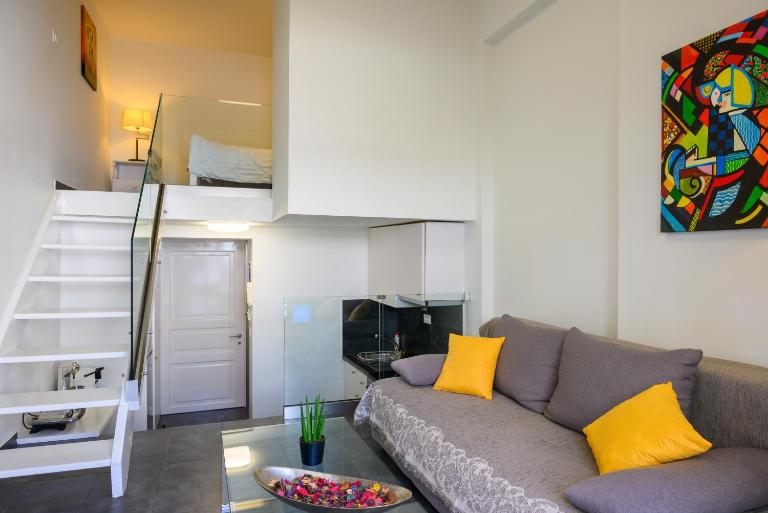 Luxury Studio Apartment in the City Center - Bed and Breakfast Agios Nikolaos