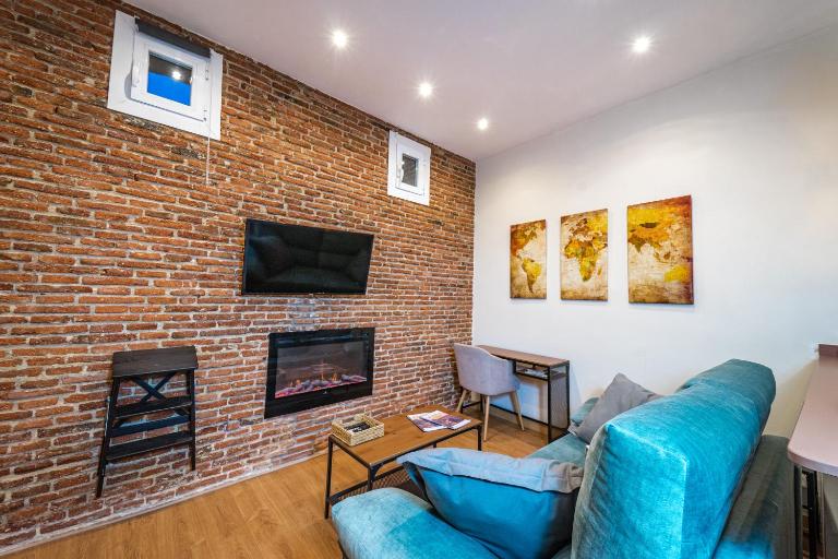 Acogedor estudio en Cuatro Caminos by beBalmy - Ferienwohnung Madrid