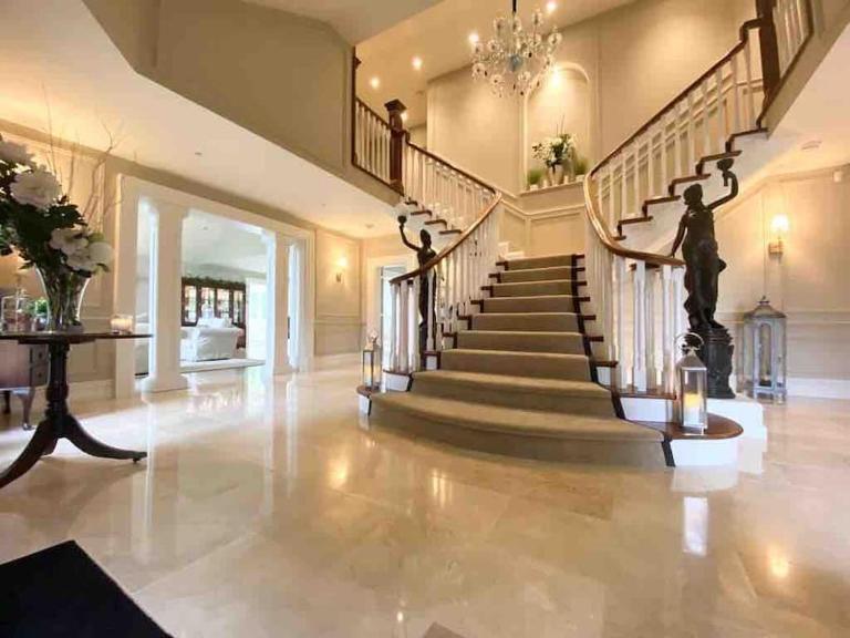 Lakeview Lodge Exclusive Home on the Blessington Lake - Ferienwohnung Wicklow