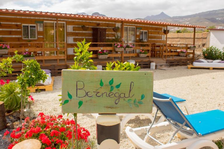 Bernegal Moneyba, Hot Tub, Piscina y Jardín - Chambres d'hôtes Buzanada