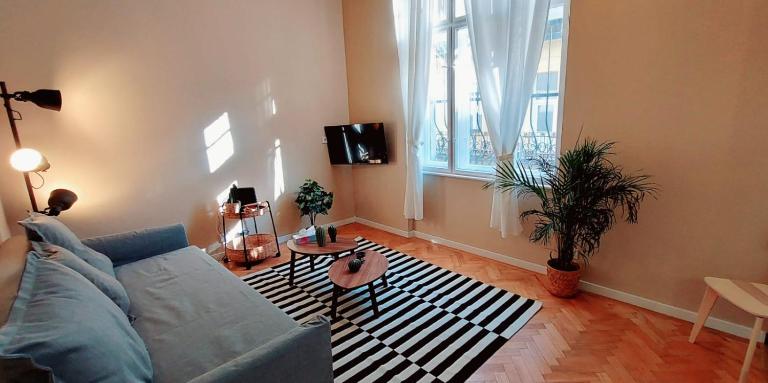 A+ Budapest Downtown Apartments Akácfa - B&B Budapest