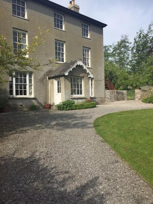 Top Floor at Cantref House - B&B Brecon