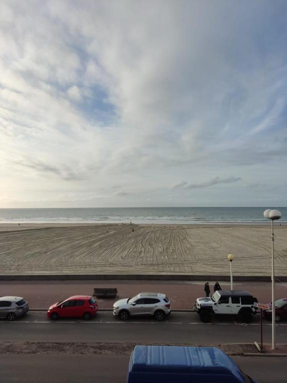 Vue imprenable sur la mer depuis notre appartement "Au Berkail" - Ferienwohnung Berck