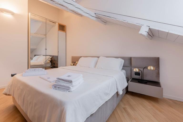 Brera Flat Near Duomo - Bed and Breakfast Milaan