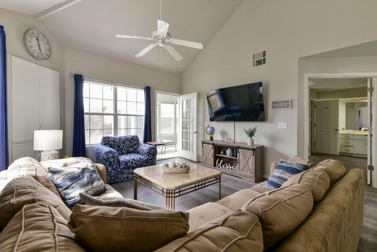 Beautiful Condos at Thousand Hills-Heart of Branson-Spacious and Affordable - B&B Branson