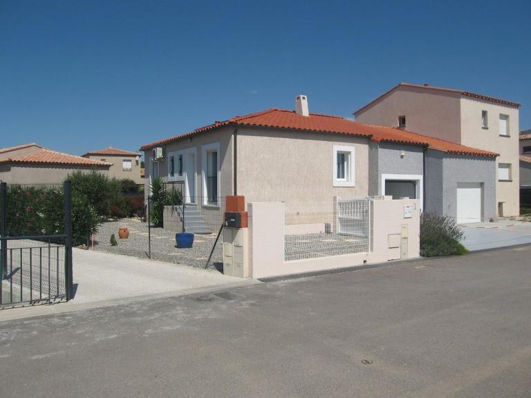 Charmante villa F4 avec jardin, terrasse et garage – St Cyprien Village, proche commerces et plage - FR-1-106-40 - Ferienwohnung Saint-Cyprien