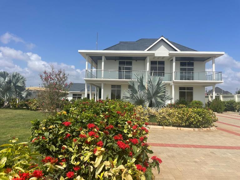 Dar Villa - B&B Dar es Salaam