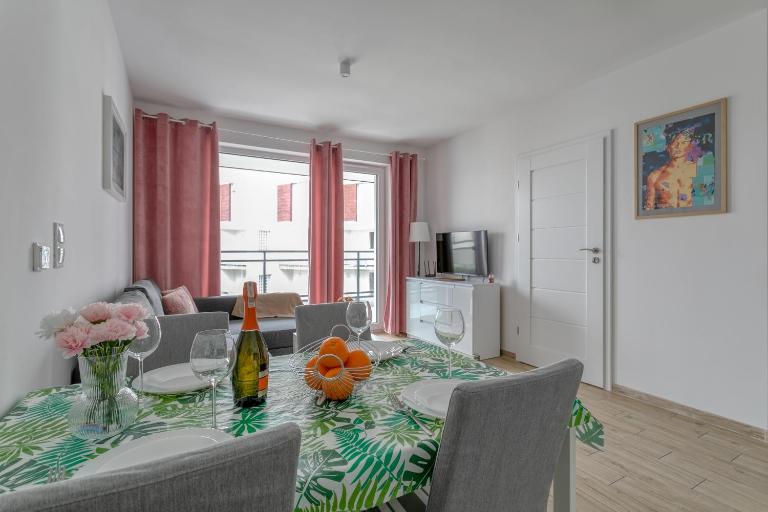 Beel Apartament w pierwszej linii brzegowej - Ferienwohnung Jantar