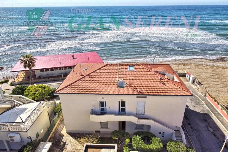 PIANOSA - Elegante appartamento sul mare - B&B San Vincenzo