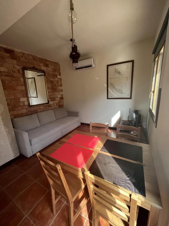 The Almond Tree - Ferienwohnung Torre del Compte