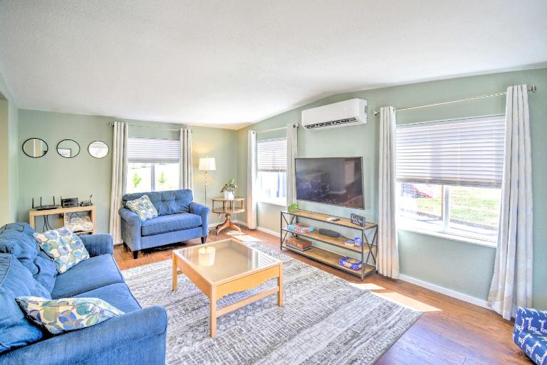 Serene Sequim Retreat w/ Deck: Pets Welcome! - B&B Sequim