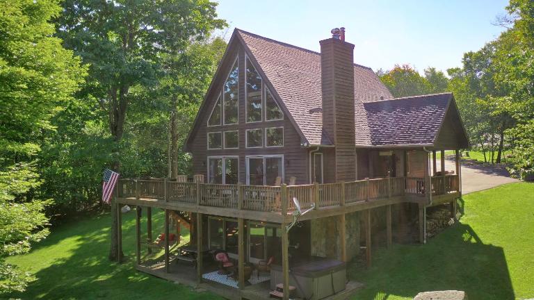 Lucky 12 - B&B McHenry