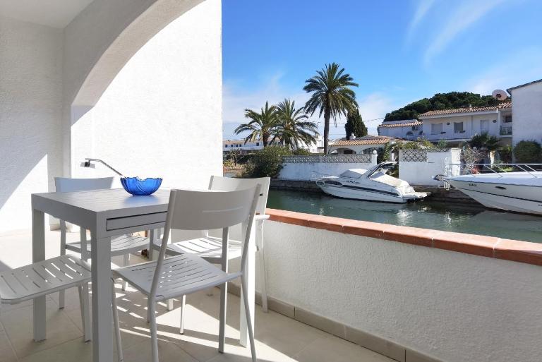 LEON INMO Apartment Aroa - 15769 - B&B Empuriabrava