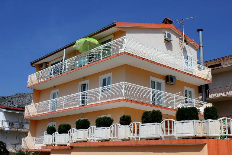 Apartments Rako M&I - B&B Podstrana