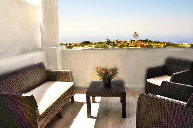 Casa Basilio con bellissima terrazza vista isole - Ferienwohnung Lipari