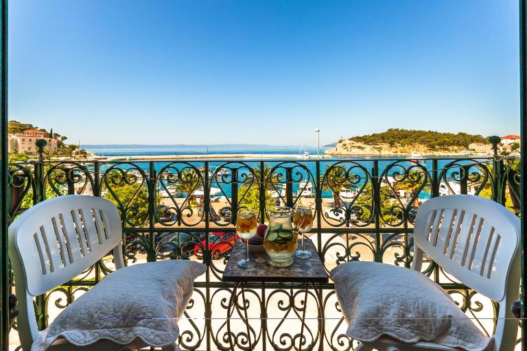 Apartments La Vitta - Ante i Matija - Chambres d'hôtes Makarska