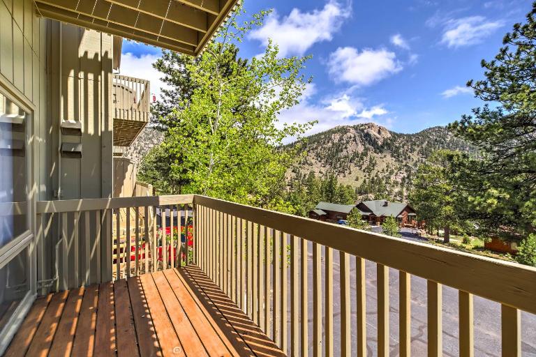 Estes Condo: 3 Mi to Rocky Mountain National Park - B&B Estes Park