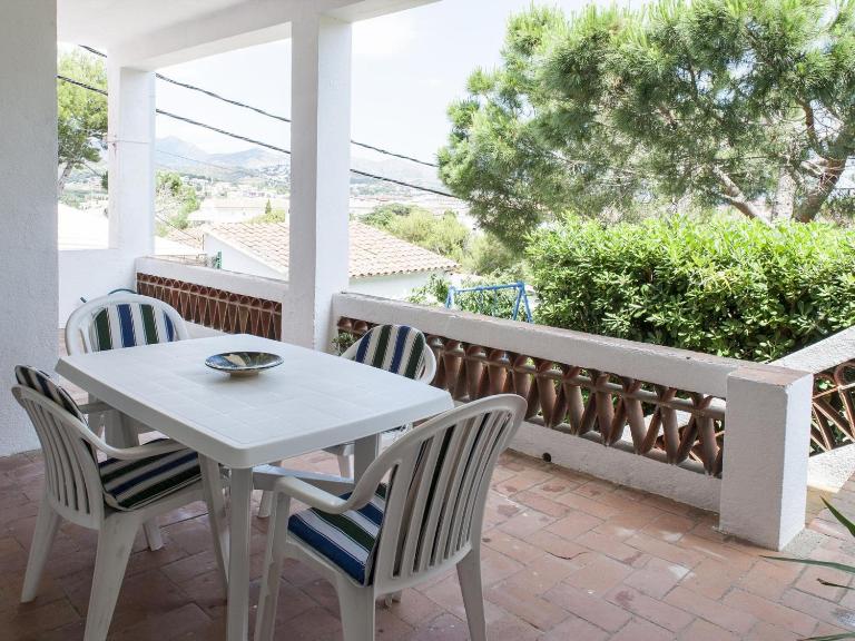 Apartamento con terraza, parking y jardín, a 300m de la playa - ES-228-40 - Chambres d'hôtes Llançà