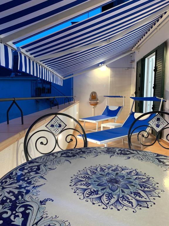 Donna Luisa Suites 19 Amalfi view - free parking - Ferienwohnung Pontone