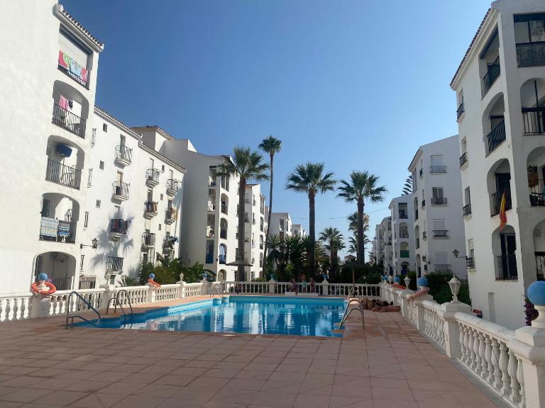 Amazing Seaside Apartment - San Luis de Sabinillas - B&B San Luis de Sabinillas