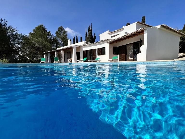 Portimão Bellevue Villa With Pool by Homing - Ferienwohnung Portimao