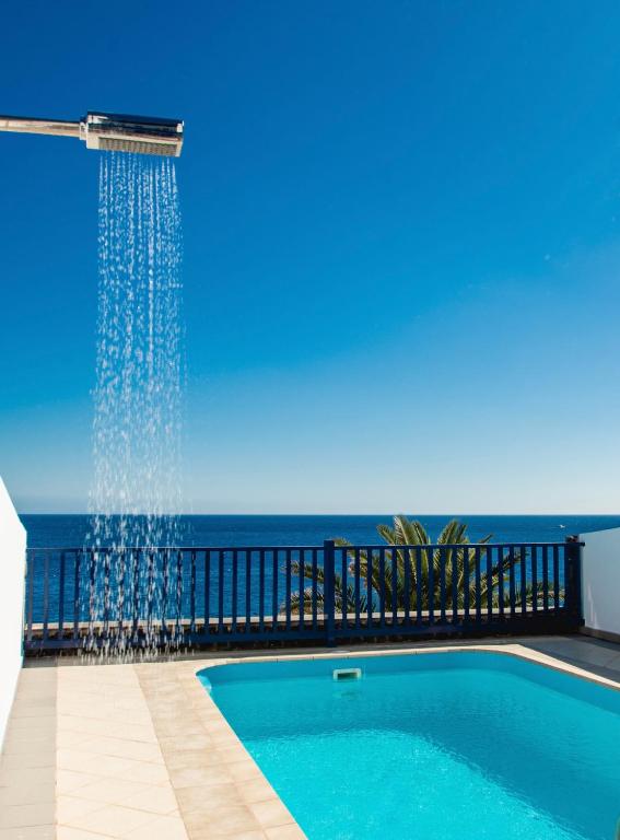 FRONTLINE VILLA 26, Modern Coastal Design with Amazing Views - B&B Puerto Calero