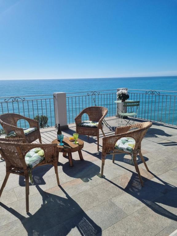 Agriturismo La Tuffatrice - Bed and Breakfast Imperia