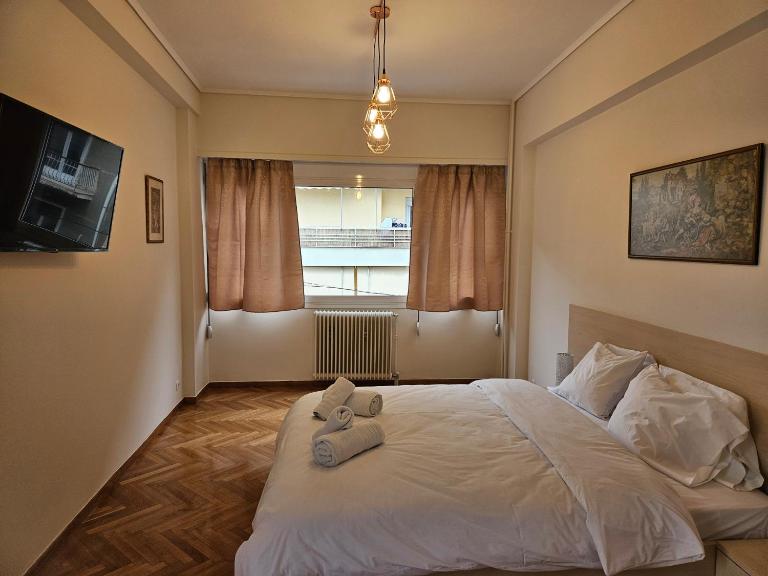F23 - B&B Atene