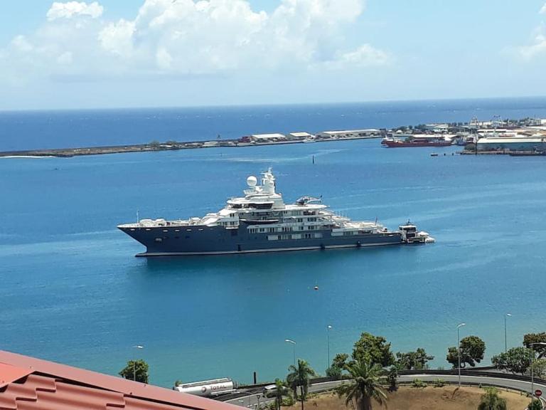 Belle vue côté mer sur l'arrivé des paquebots, - B&B Faaa