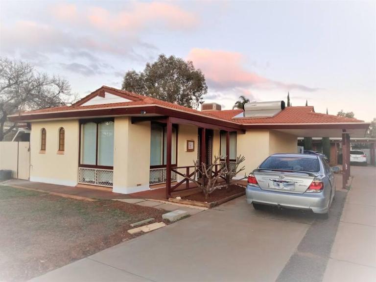 2BR house in West Lamington - Chambres d'hôtes Kalgoorlie