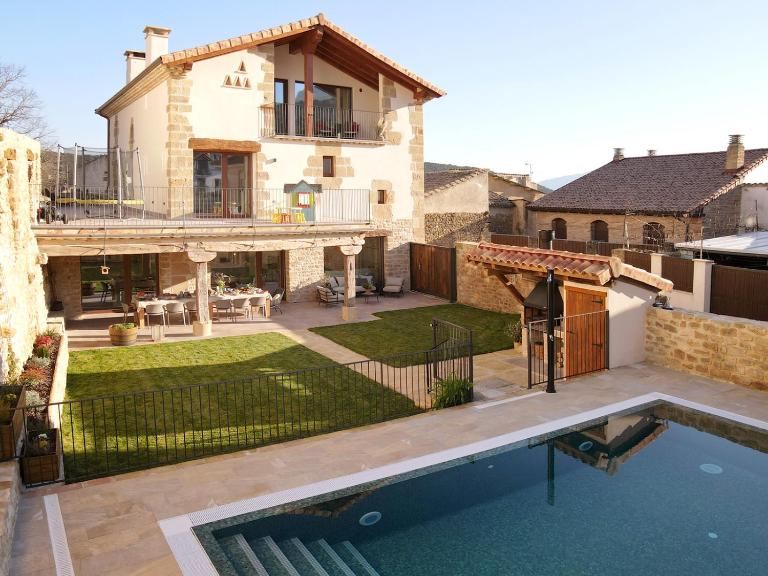Casa Rural Iradia - B&B Eraul