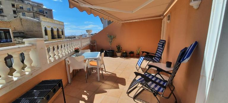 trc1, espectacular casa de pueblo en travesía colón - B&B Villajoyosa