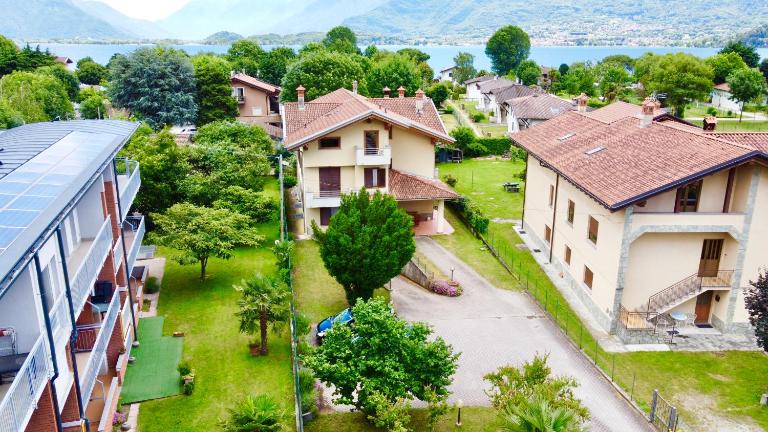 CASA MIMOSA The Green View Apartment - B&B Domaso