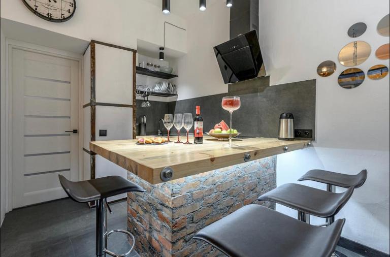 Три квартала от Оперного-тихий Лофт-Новый апарт - Ferienwohnung Odessa