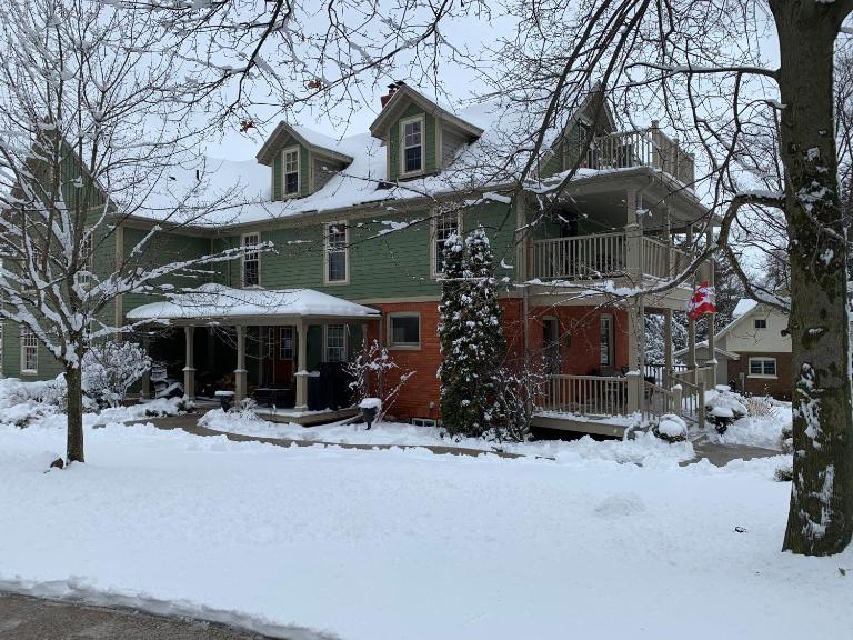 The Red Coat - B&B Niagara-on-the-Lake
