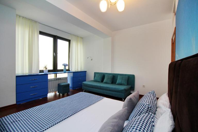 3-комнатная рядом Ботаничесикй сад, АТАКЕНТ - B&B Almaty