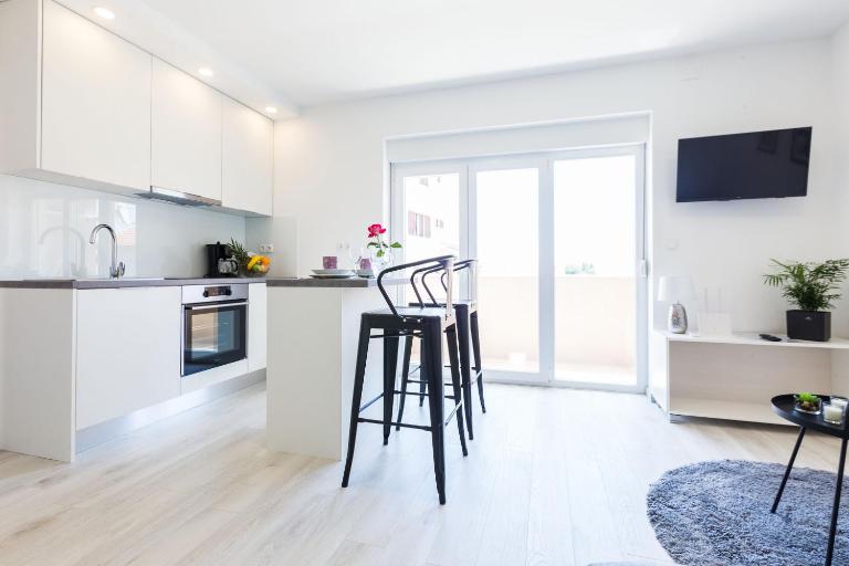 2sis 2 apartments - Chambres d'hôtes Zadar