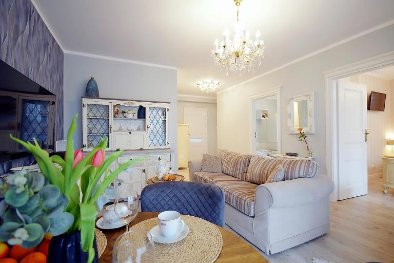 Miodowy Dom EXspanse Apartament 2 lub 3 pokoje z tarasem i parkingiem - B&B Kołobrzeg