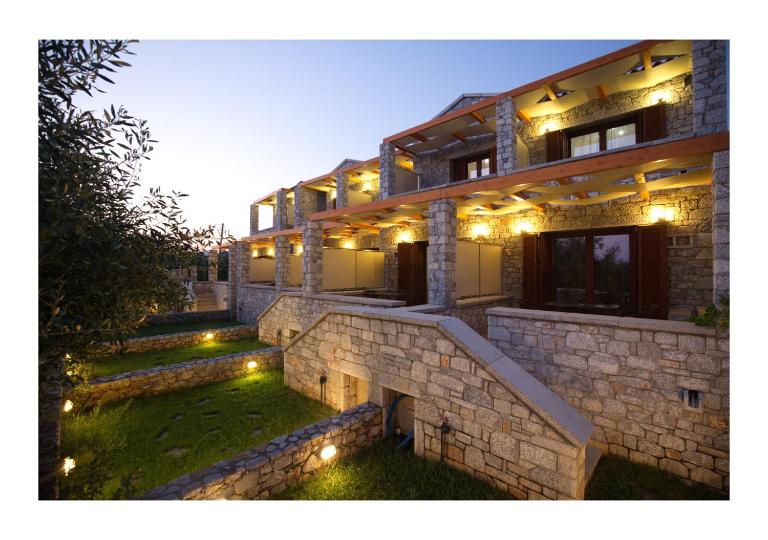 MANI HOUSES Selinitsa Art Koloveas - B&B Aghios Nikolaos