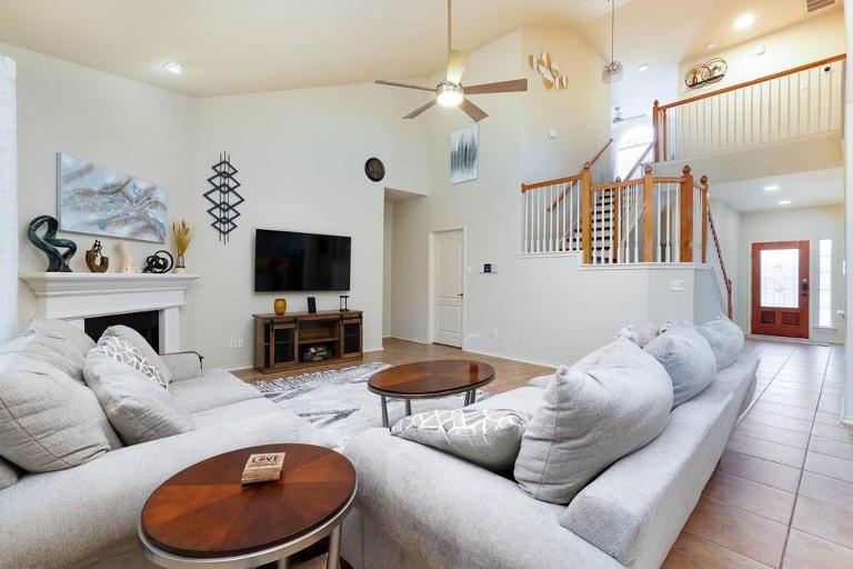 Exquisite Luxury Home near Sea World, San Antonio - B&B San Antonio