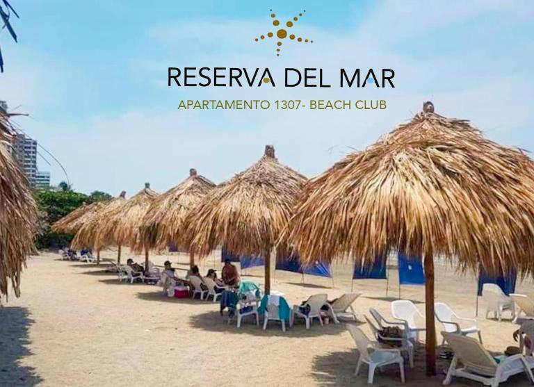Apartamento salida directa a la playa, zona playa privada, Piscinas y jacuzzis wifi - B&B Santa Marta