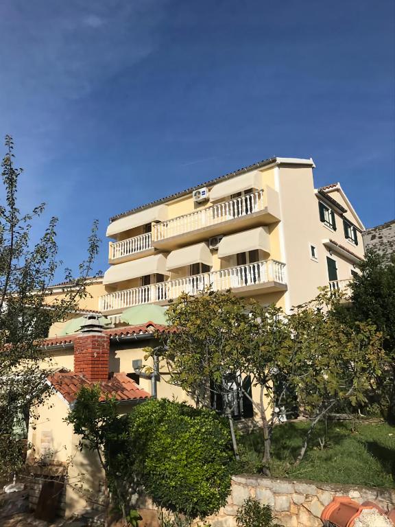 Apartments Marina - Ferienwohnung Starigrad-Paklenica