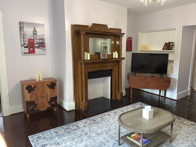 Swimming Under The Stars In The Historical District - B&B Lynchburg