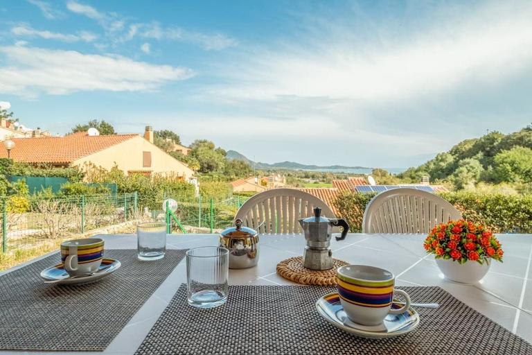 [Sea view- 5 minutes from the beach] Garden, Wi-Fi, bbq - Bed and Breakfast Costa Rei